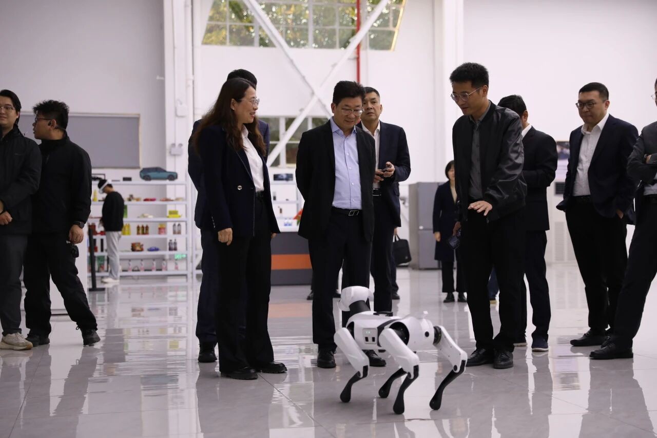 呂家進(jìn)帶隊(duì)赴深圳、安徽調(diào)研 加速打造科技金融“第四張名片”，聚焦智能機(jī)器人研發(fā)新賽道